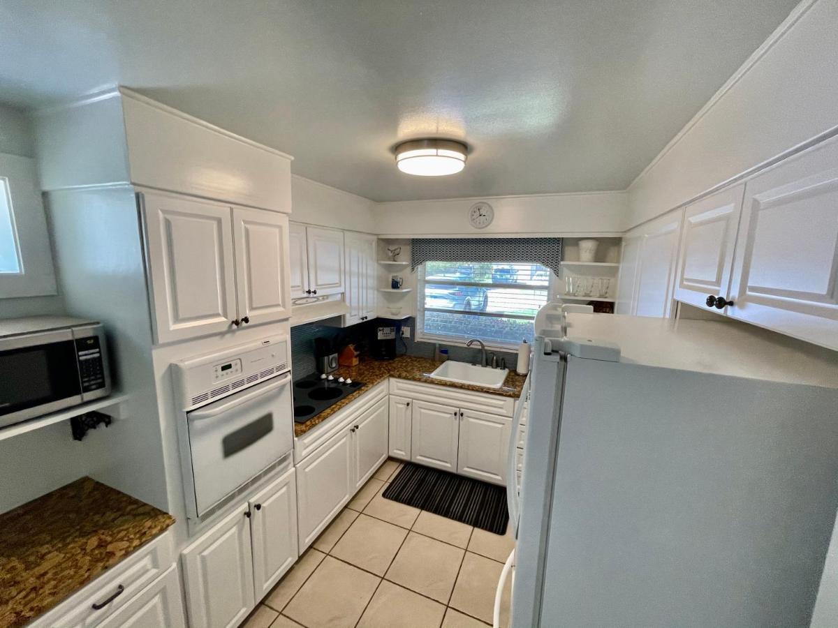 Rowena House 2Bd Den 2Bth Heated Pool Near Siesta Key Βίλα Σεϊρασότα Εξωτερικό φωτογραφία